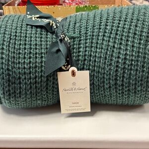 Hearth & Hand Teal Knit Throw